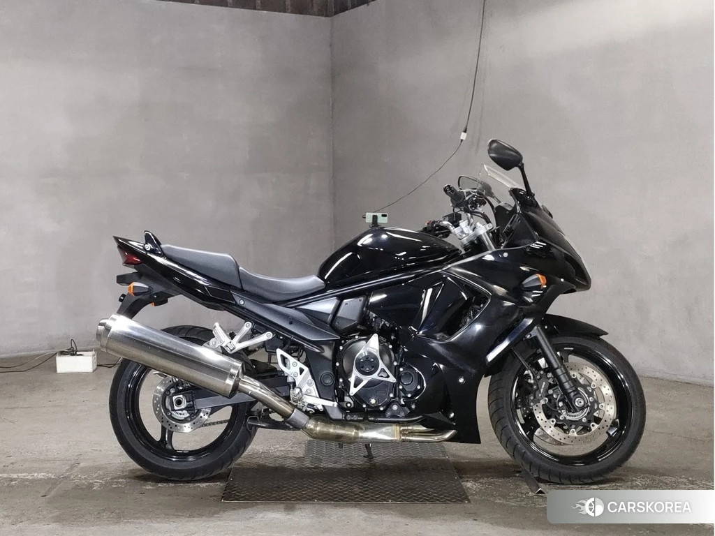 Проданный Suzuki BANDIT 1250F 2011 из Японии