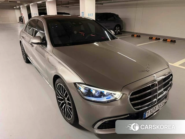 Mercedes-Benz S-Class W223 2024 Песочный из Кореи