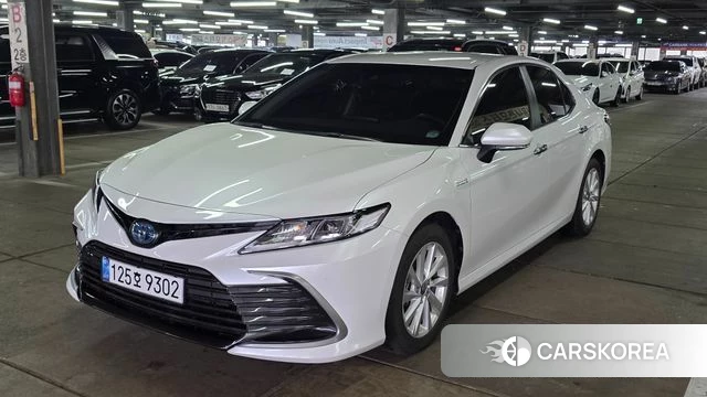 Toyota Camry (XV70) 2024 Белый из Кореи