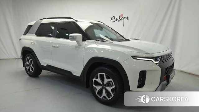 Ssangyong The New Torres 2025 Белый из Кореи