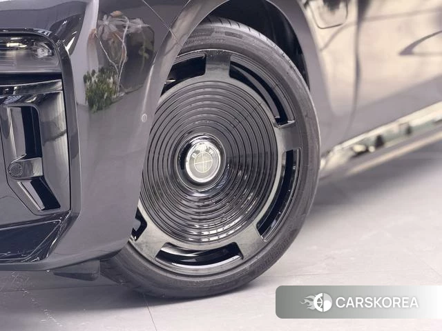 BMW i7 2025 Черный из Китая