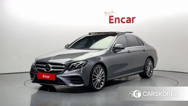 Mercedes-Benz E-Class W213 2019 Серый из Кореи