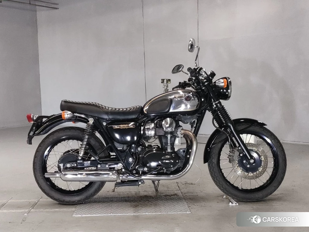 Проданный Kawasaki W800 2013 из Японии, фото 2