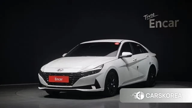 Hyundai Avante (CN7) 2023 Белый из Кореи