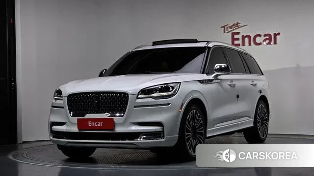 Lincoln Aviator 2nd generation 2021 Белый из Кореи