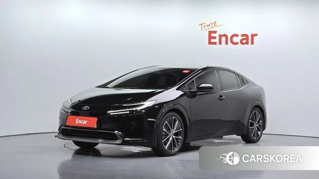 Toyota Prius 5th Generation 2024 Черный из Кореи