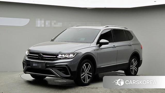 Volkswagen Tiguan Allspace 2022 Серебристо-серый из Кореи