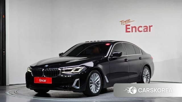 BMW 5 Series (G30) 2021 Черный из Кореи