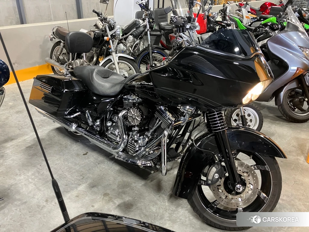 Проданный Harley-Davidson Road Glide FLTRX1580 2010 из Японии