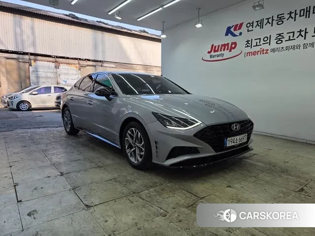 Hyundai Sonata (DN8) 2023 Серебряный из Кореи