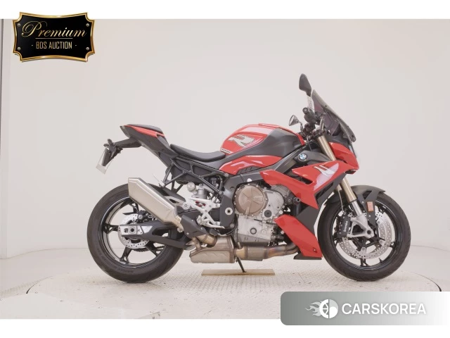 BMW S1000R 2021 из Японии