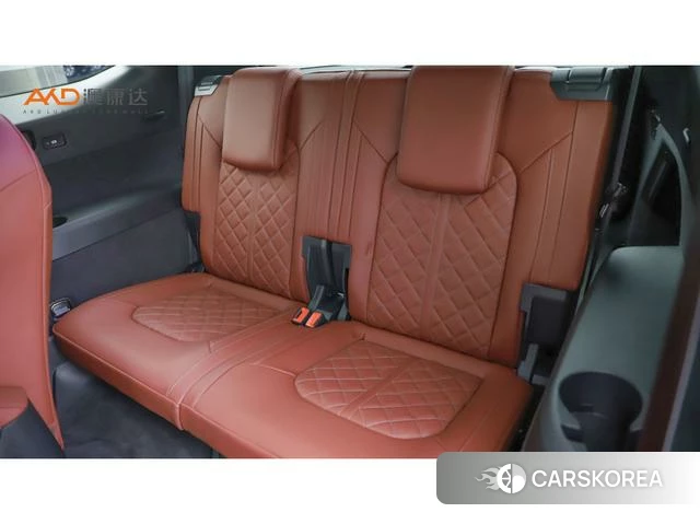 Audi Q6 2025 Черный из Китая