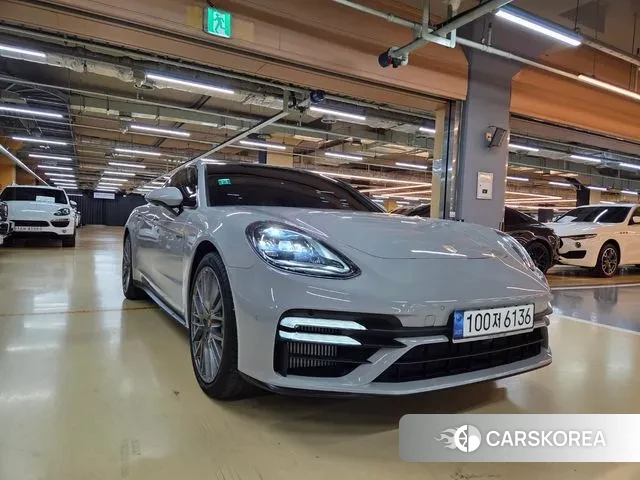 Porsche Panamera (971) 2023 Белый из Кореи