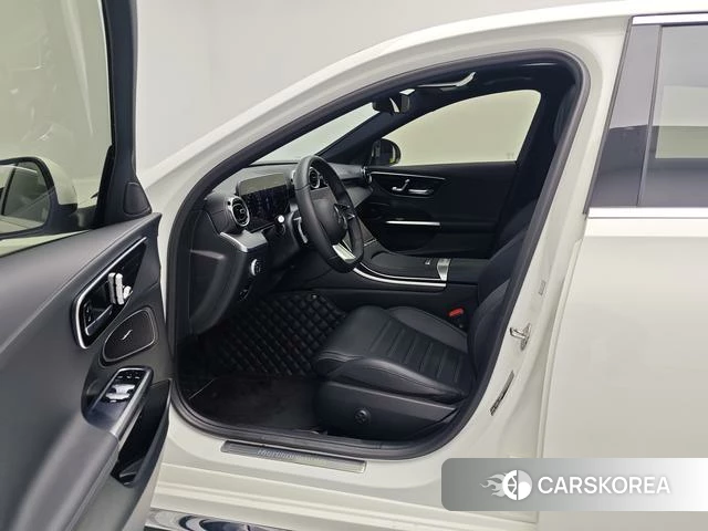 Mercedes-Benz Class C 2022 Белый из Китая