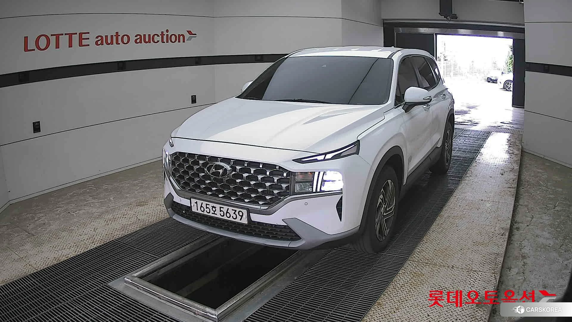 Hyundai Santa Fe 2021 Creamy White Pearl (optional) из Кореи