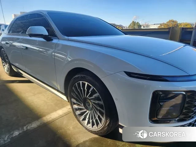 Hyundai Grandeur Hybrid (GN7) 2023 Белый из Кореи