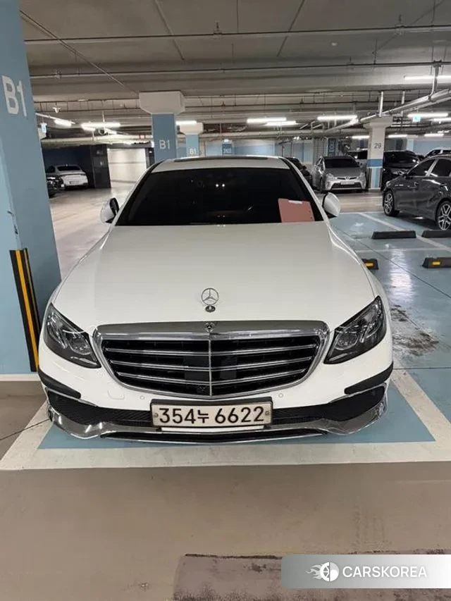 Mercedes-Benz E-Class W213 2020 Белый из Кореи