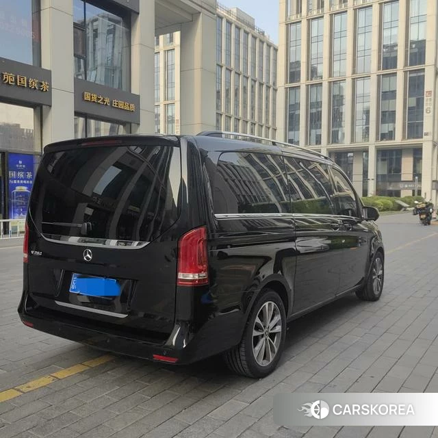Mercedes-Benz V-class 2023 Черный из Китая