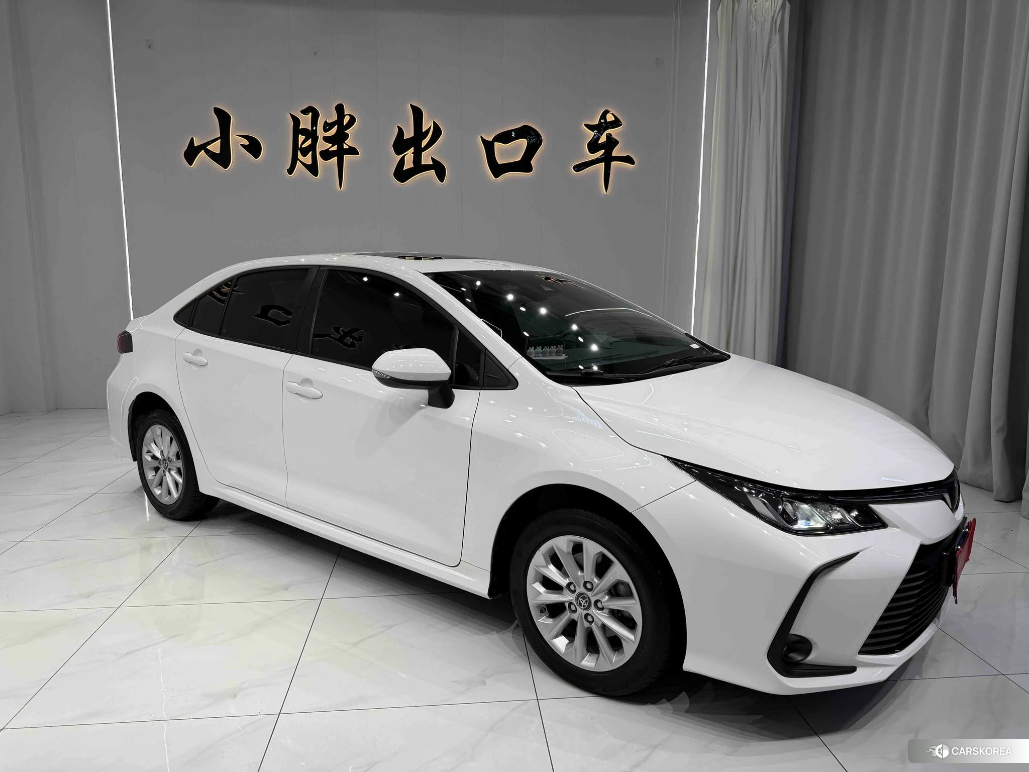 Toyota Corolla 2021 Белый из Китая