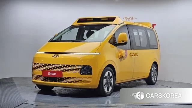 Hyundai Staria 2021 Желтый из Кореи