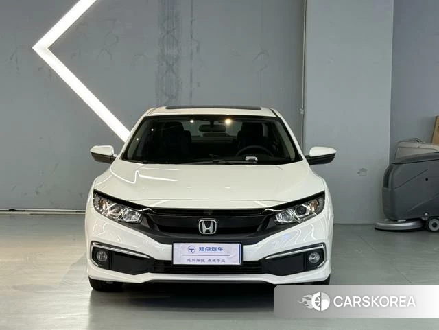 Honda Civic 2019 Белый из Китая