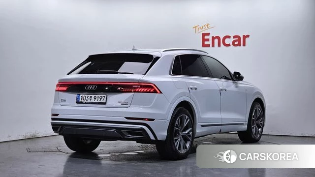 Audi Q8 (4M) 2021 Белый из Кореи