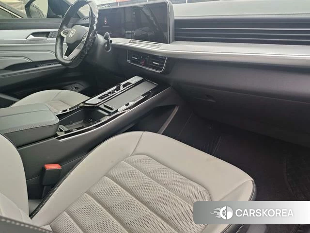 Volkswagen Range patrol 2024 Черный из Китая