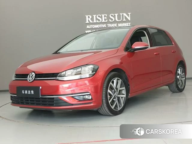 Volkswagen Golf 2019 Красный из Китая