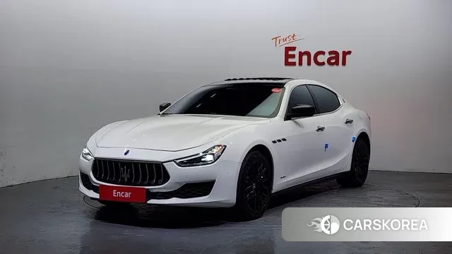 Maserati Ghibli 2018 Белый из Кореи