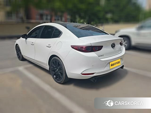 Mazda 3 Angkesaila 2023 Белый из Китая
