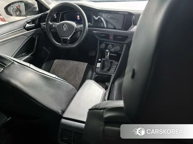 Volkswagen Sagitar 2022 Темно-серый из Китая