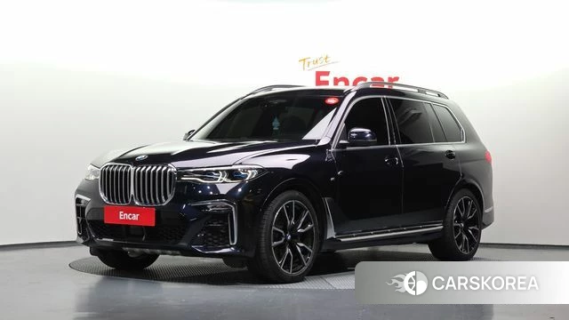BMW X7 (G07) 2022 Черный из Кореи