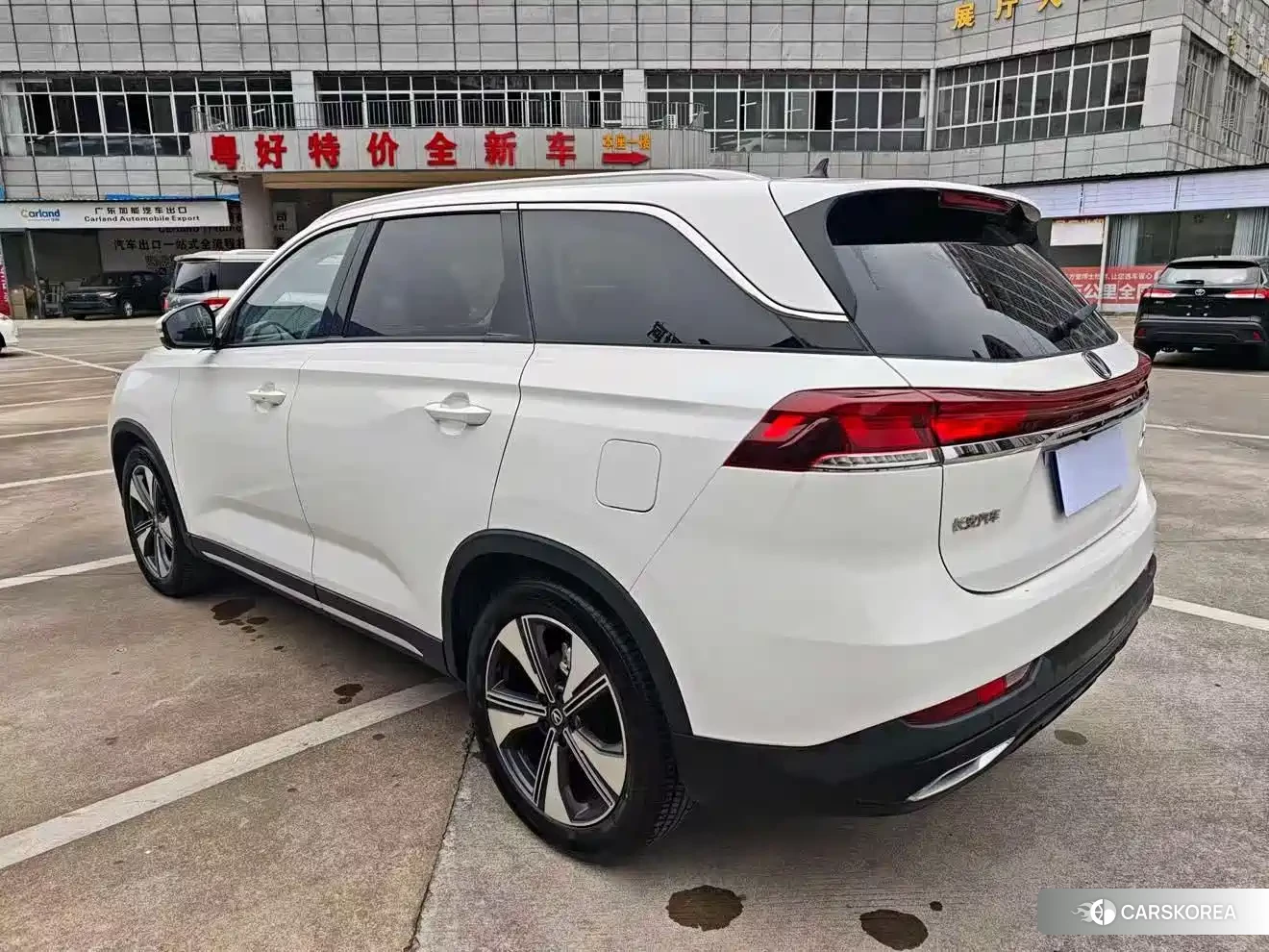 Chang'an Changan X7 PLUS 2024 Белый из Китая