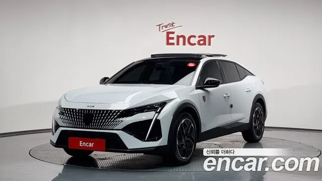 Peugeot 408 2024 Белый из Кореи