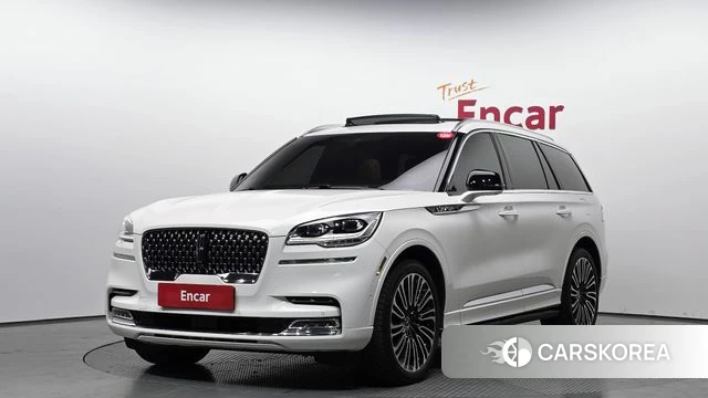 Lincoln Aviator 2nd generation 2023 Белый из Кореи