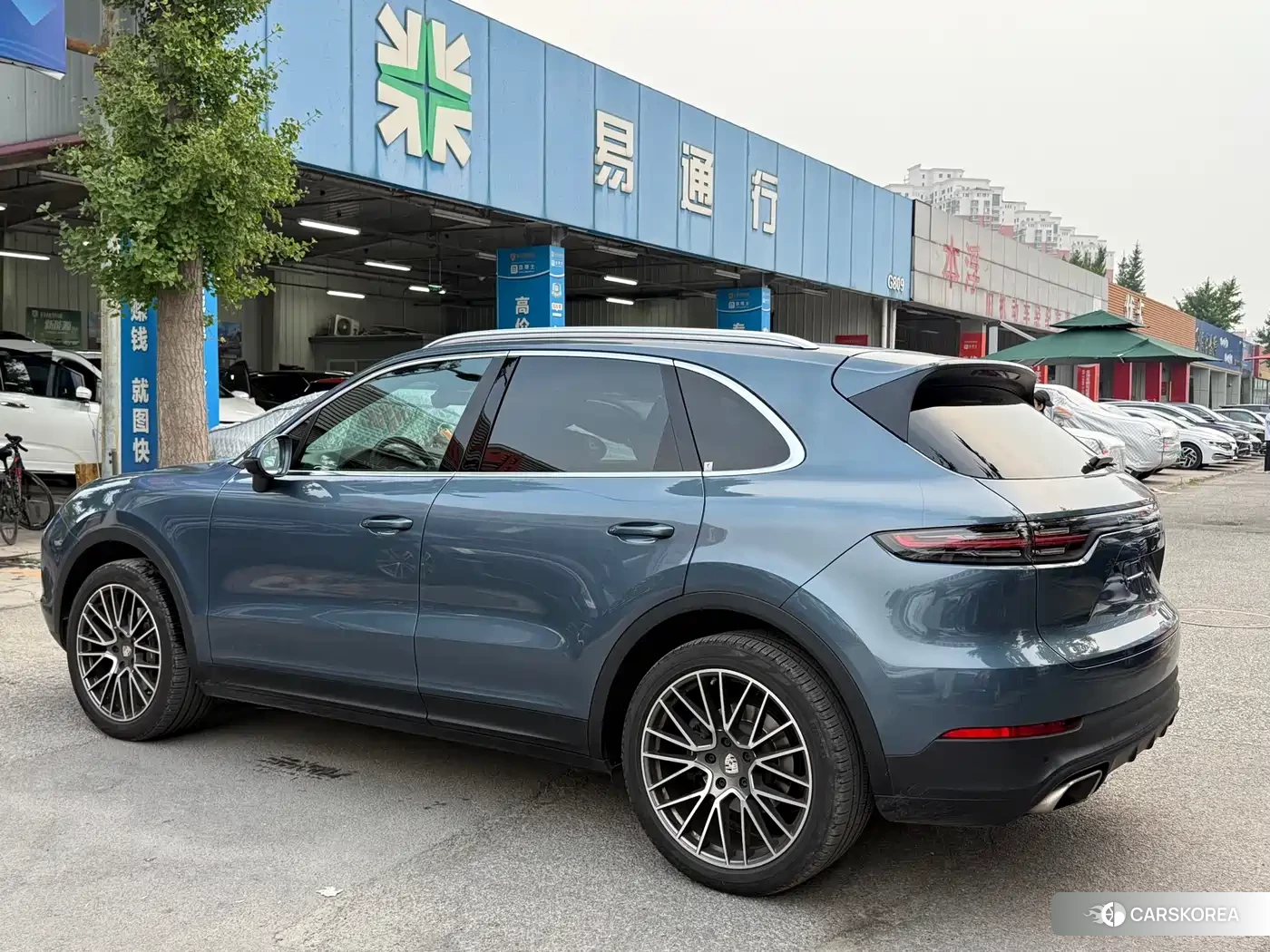 Porsche Cayenne 2018 Синий из Китая
