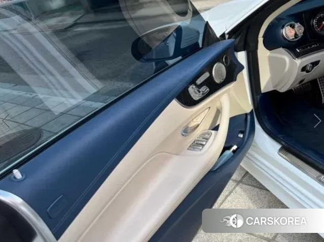 Mercedes-Benz E-Class W213 2018 Белый из Кореи