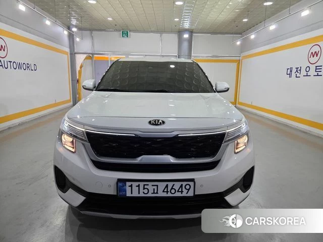 Kia Seltos 2021 Белый из Кореи