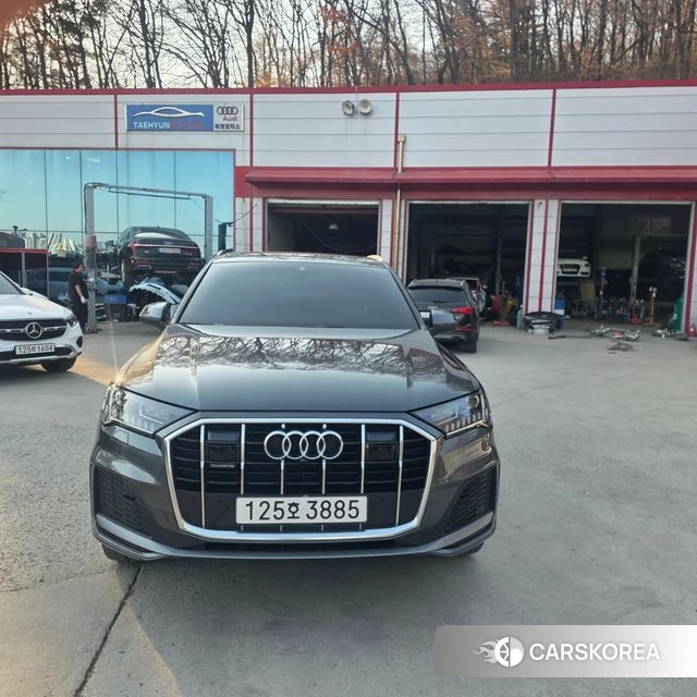 Audi Q7 (4M) 2022 Серый из Кореи