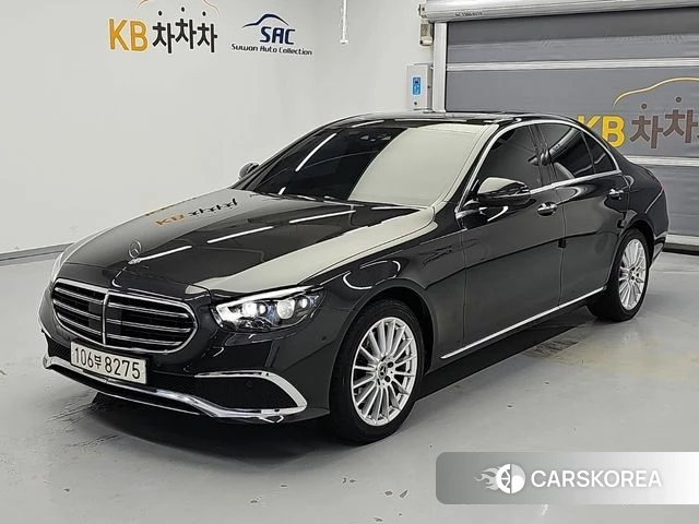 Mercedes-Benz E-Class W213 2021 Серый из Кореи