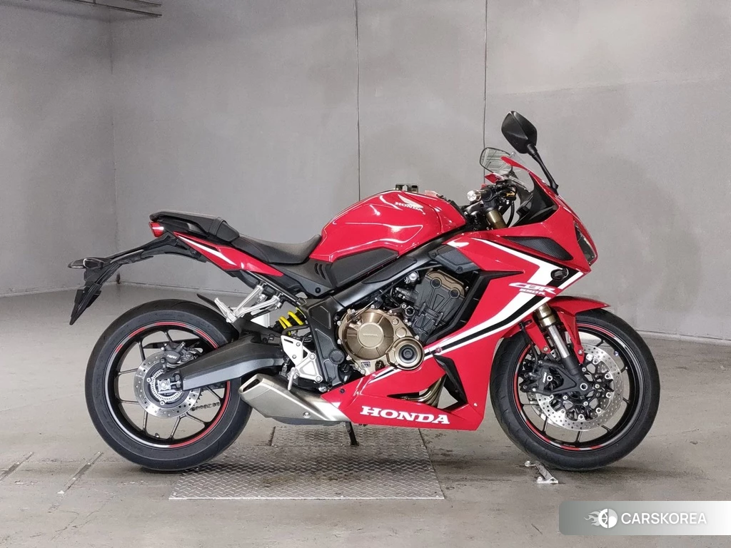 Проданный Honda CBR650R 2020 из Японии