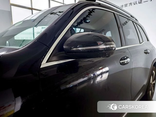 Mercedes-Benz GLB 2023 Черный из Китая