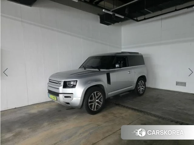 Land Rover Defender (L663) 2024 Серебристо-серый из Кореи