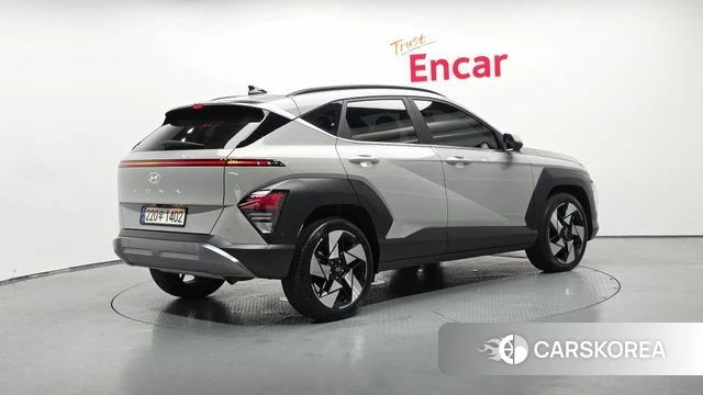 Hyundai Kona (SX2) 2023 Серебристо-серый из Кореи