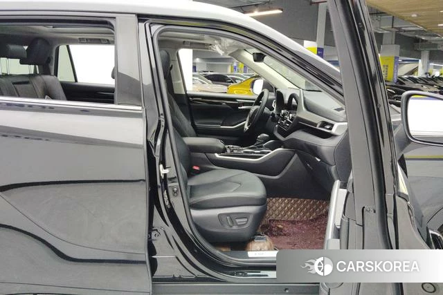 Toyota Highlander 2023 Черный из Китая