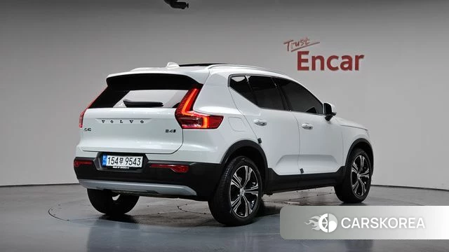 Volvo XC40 2022 Белый из Кореи