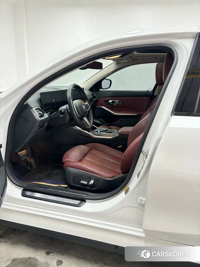 BMW i3 2023 Белый из Китая