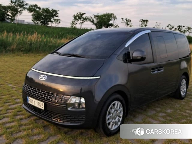Hyundai Staria 2022 Серый из Кореи