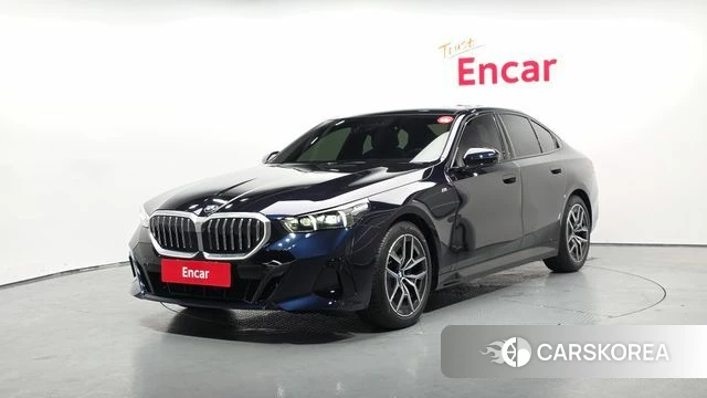 BMW 5 Series (G60) 2025 Черный из Кореи