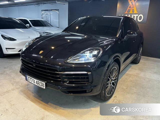 Porsche Cayenne (PO536) 2019 Черный из Кореи